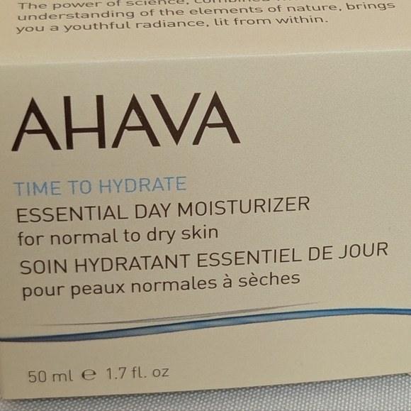 AHAVA Essential Day Moisturizer - Full Size NIB - Picture 3 of 7